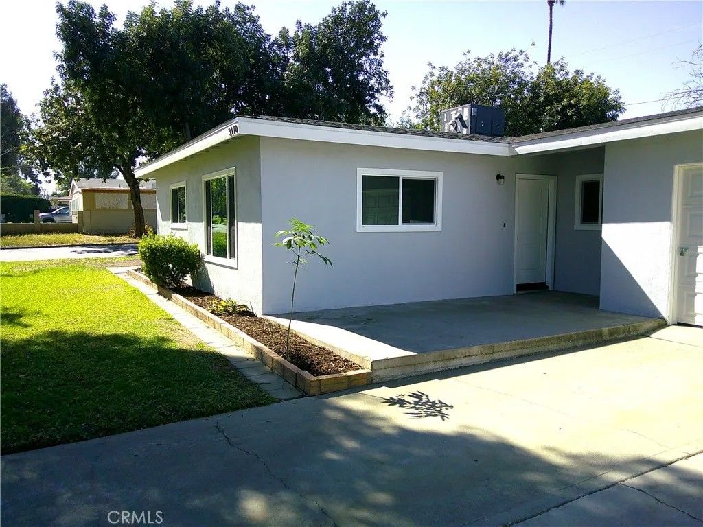 Photo of 3170 Ronald St, Riverside, CA 92506 (MLS # OC26067561)