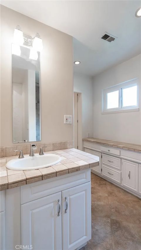 Tiny photo for 27311 Country Glen Road, Agoura Hills, CA 91301 (MLS # SR25171324)