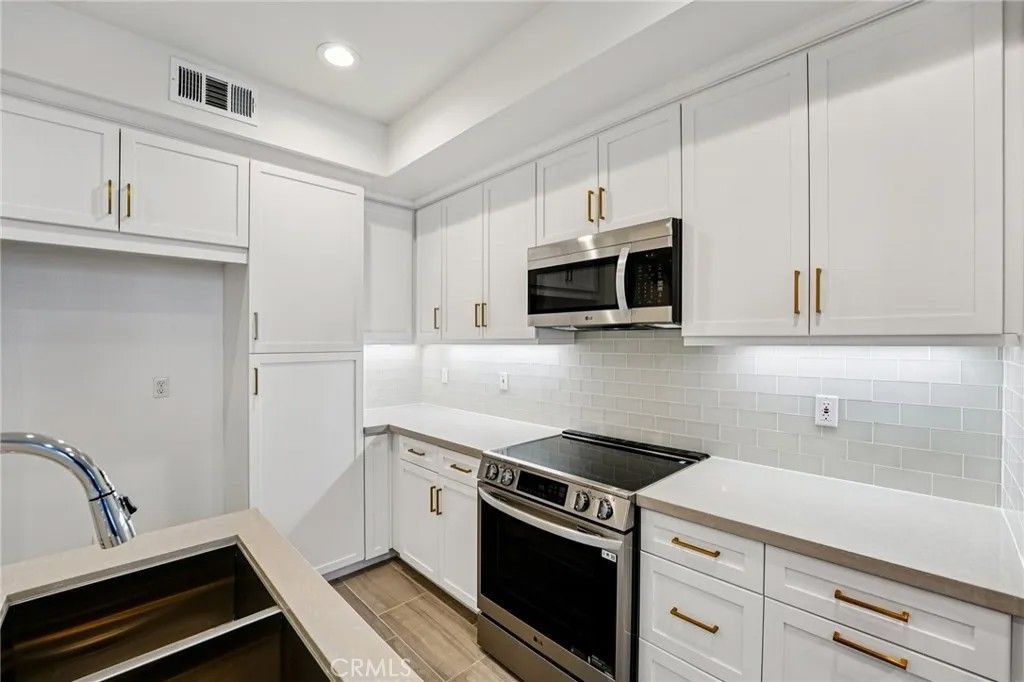 Photo of 157 N First Avenue, Upland, CA 91786 (MLS # OC26054779)