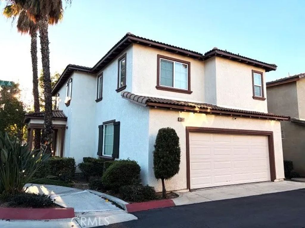 Photo of 3306 Brou Ln, Riverside, CA 92503 (MLS # IV26007891)