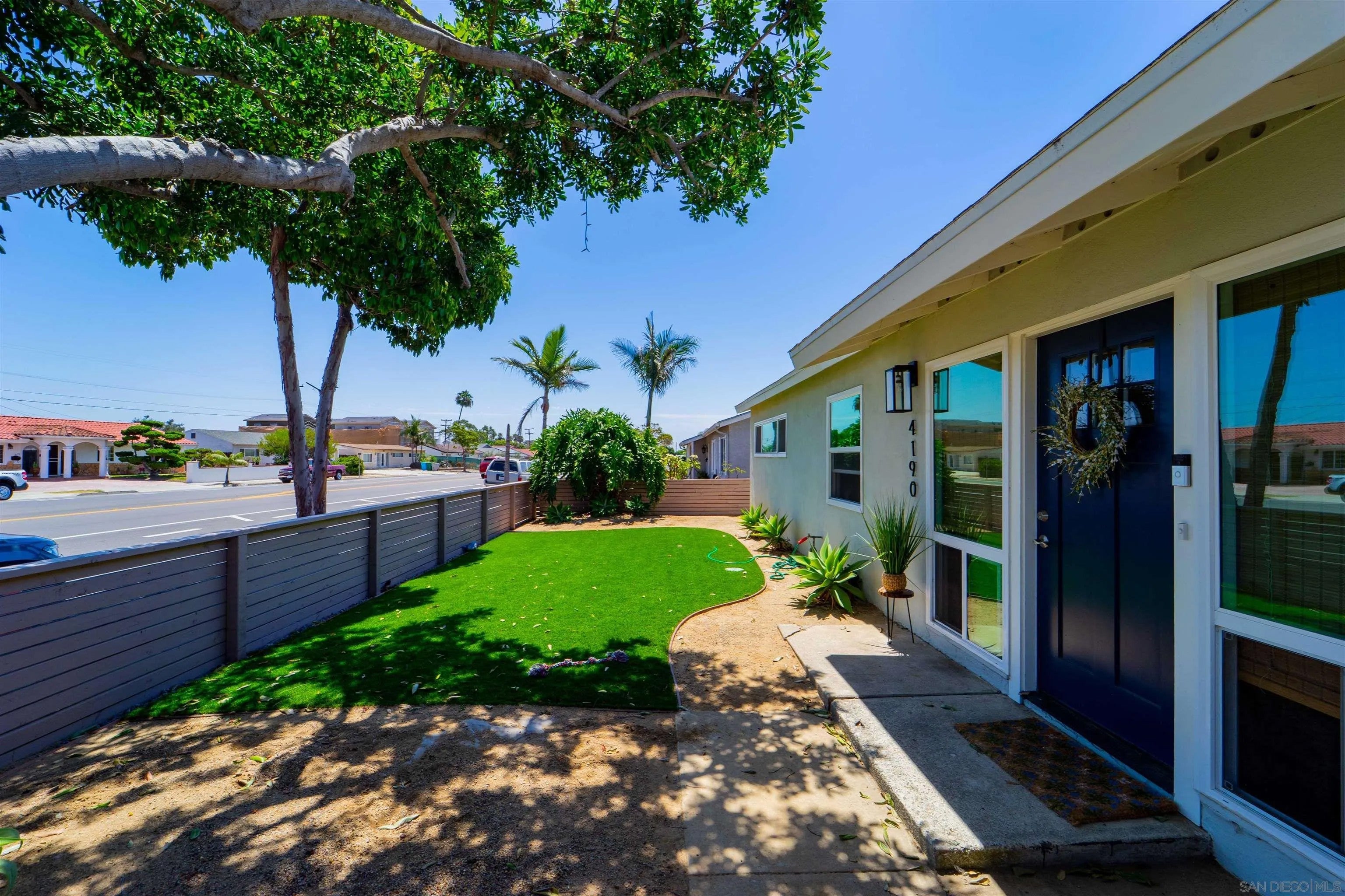4190 Clairemont Dr