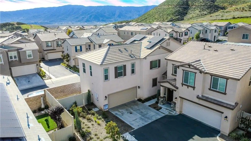 Photo of 558 Pablo Rd, Lake Elsinore, CA 92530 (MLS # CV25267470)