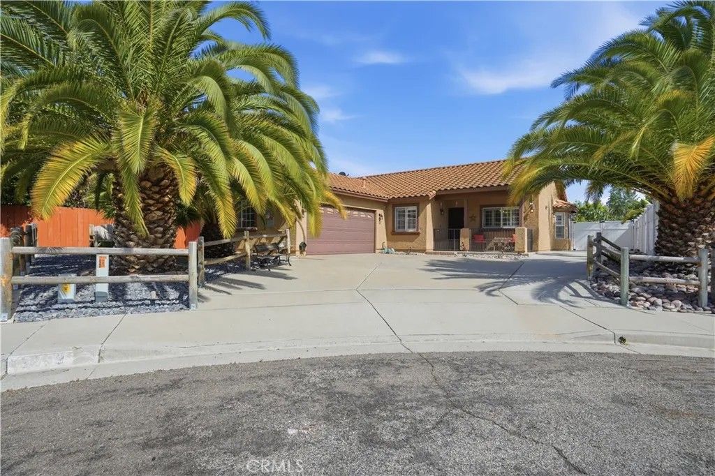 Photo of 2792 Derringer Place, Escondido, CA 92027 (MLS # PW26094197)