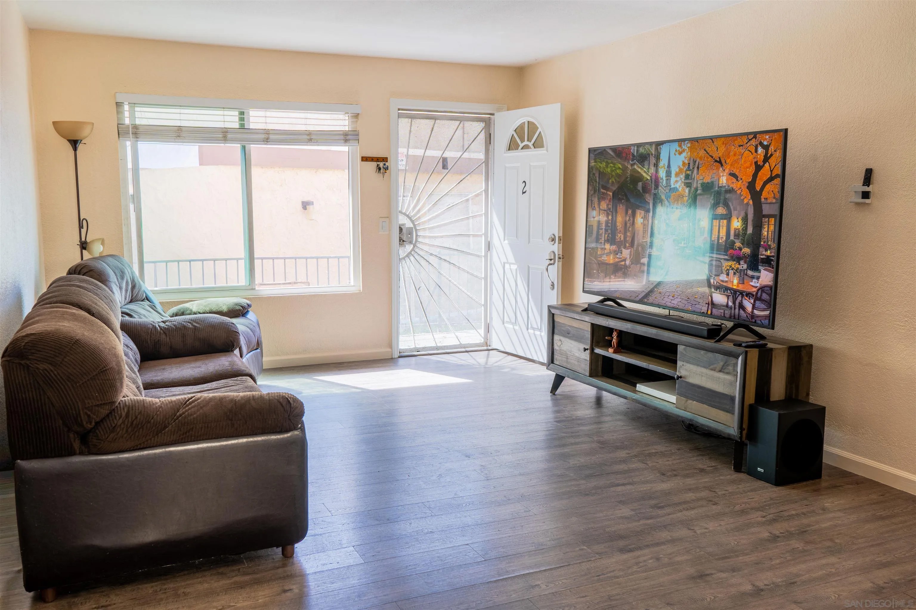 1629 Pentecost Way 2