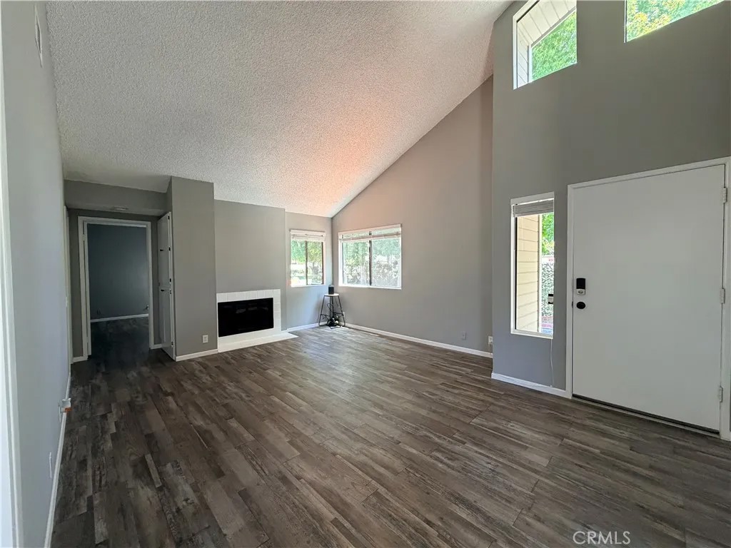 1000 W Chestnut Avenue