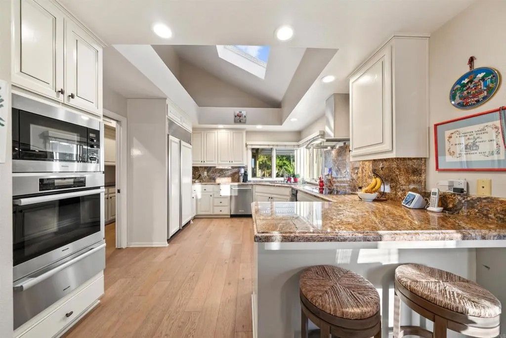 Photo of 1674 Baja Vista Drive, Fallbrook, CA 92028 (MLS # NDP2604129)