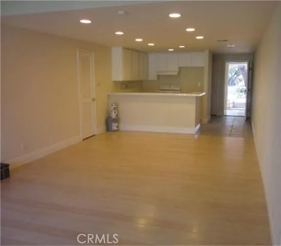 23551 Avenida La Caza 129