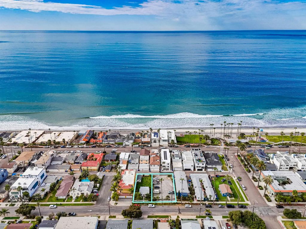 Photo of 215-217 S Myers St, Oceanside, CA 92054 (MLS # 260003572)