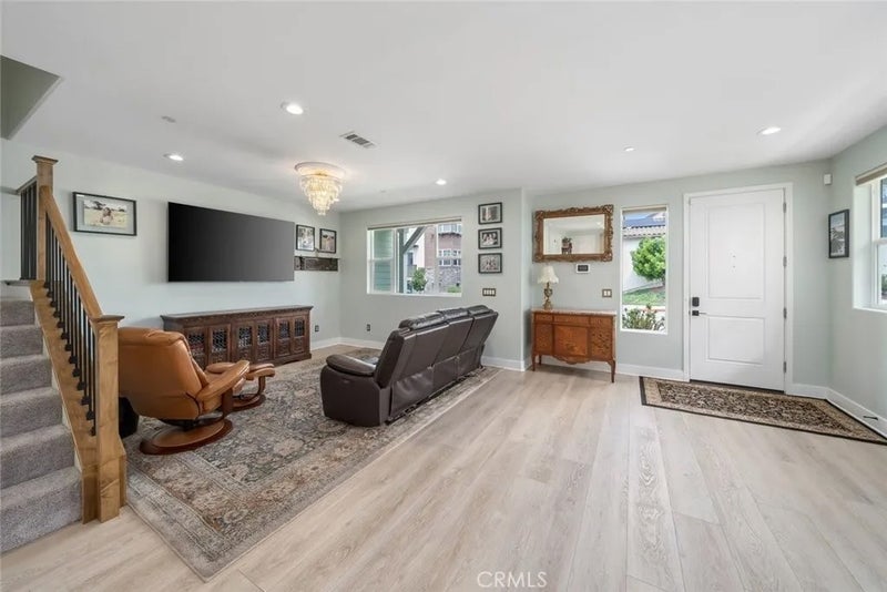 1225 Sponza Dr 1
