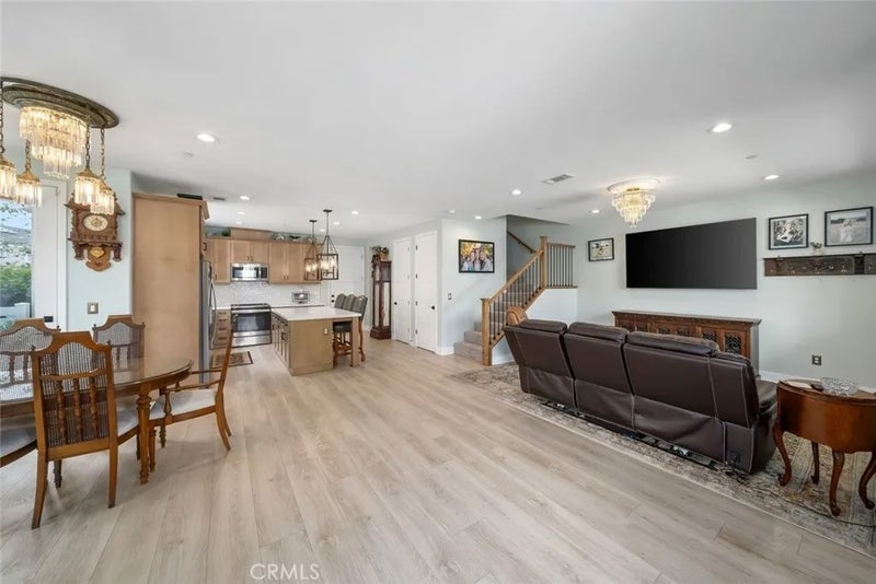 1225 Sponza Dr 1