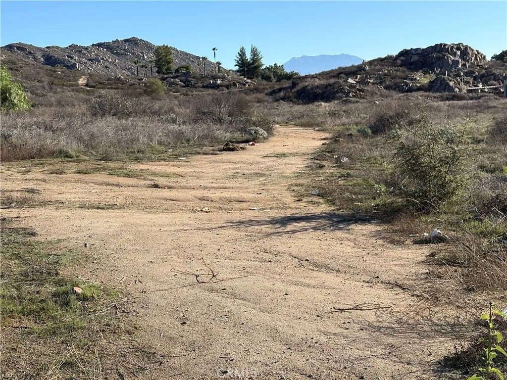 Photo of 32302 Highway 74, Hemet, CA 92545 (MLS # SW25270420)
