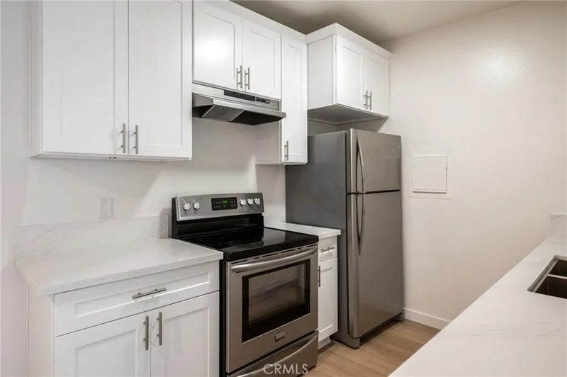 1707 Pacific Coast Highway, #413 413