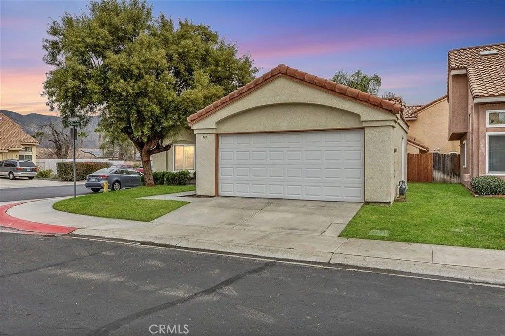 Photo of 131 Mahogany St, San Jacinto, CA 92582 (MLS # SW26029849)
