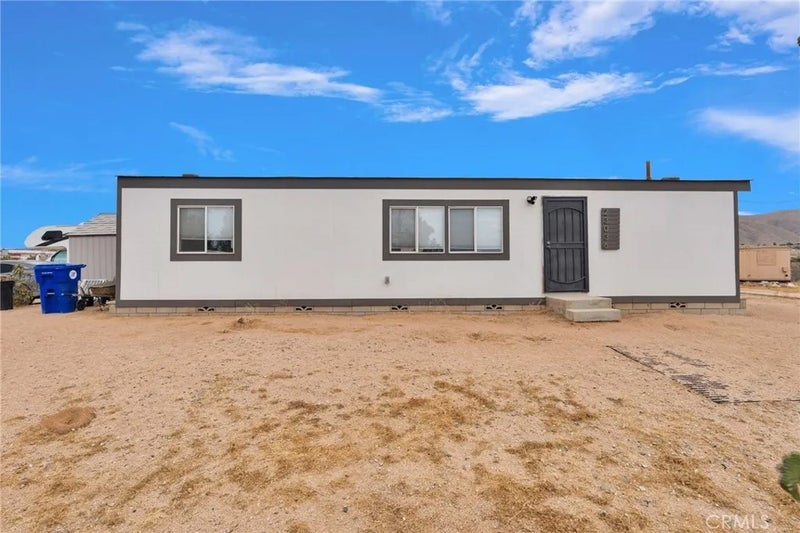 23036 Cerra Vista Court
