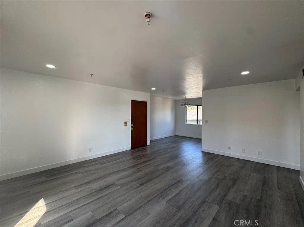 Photo of 77 N HOLLISTON Avenue #6, Pasadena, CA 91106 (MLS # TR26054368)