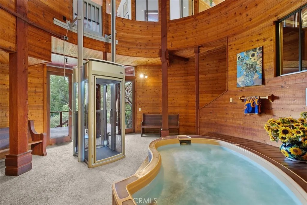 237 W Avenida Alessandro