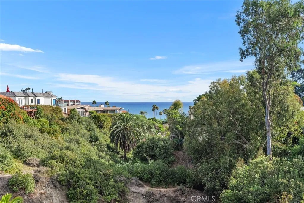 237 W Avenida Alessandro