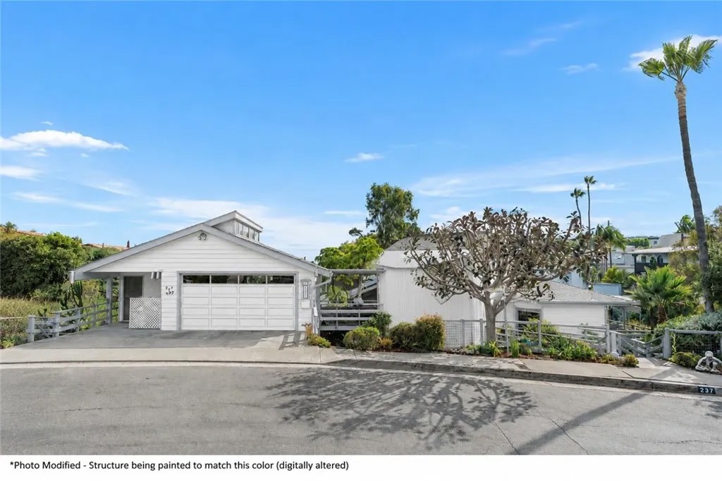 237 W Avenida Alessandro