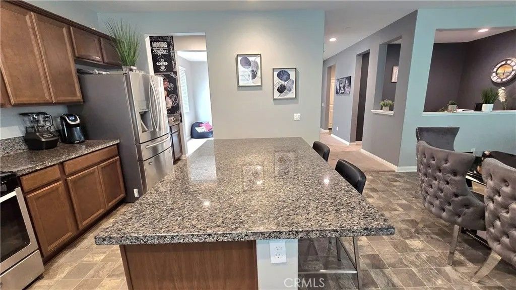 Photo of 34306 Kensington Street, Murrieta, CA 92563 (MLS # DW26038639)