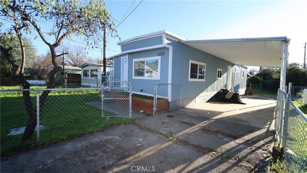 Photo of 13075 3rd St, Clearlake Oaks, CA 95423 (MLS # LC26006095)