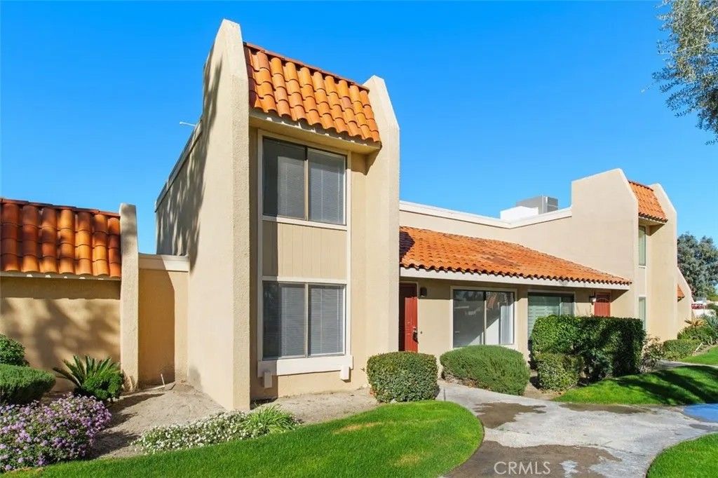 Photo of 69707 Campana Court, Rancho Mirage, CA 92270 (MLS # AR26013346)