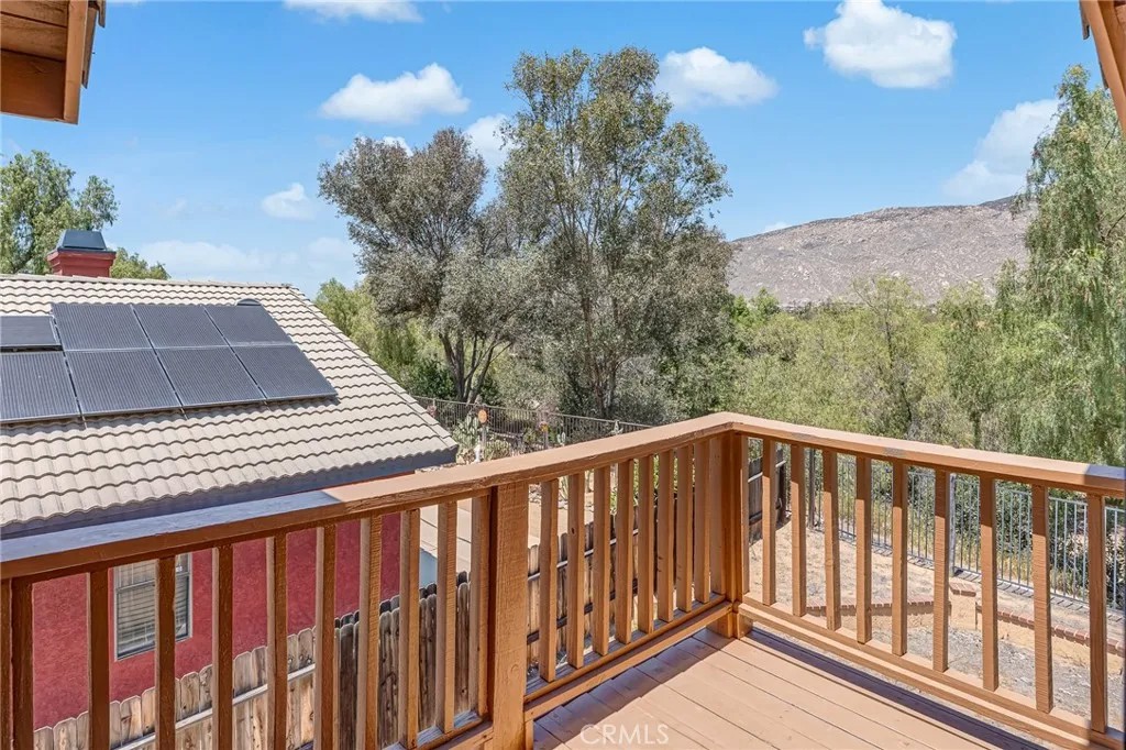 22860 Mountain View