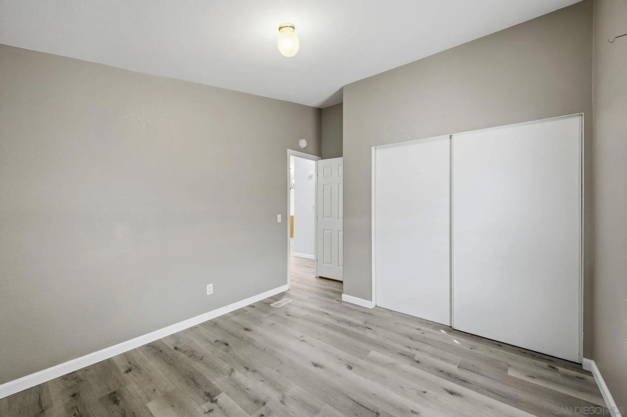 450 E Bradley Ave 151