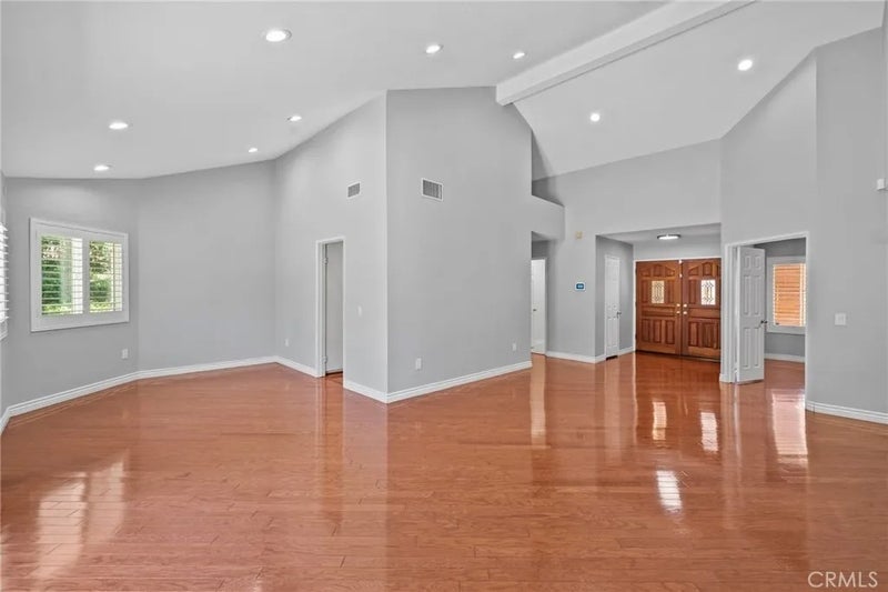 10158 Woodridge
