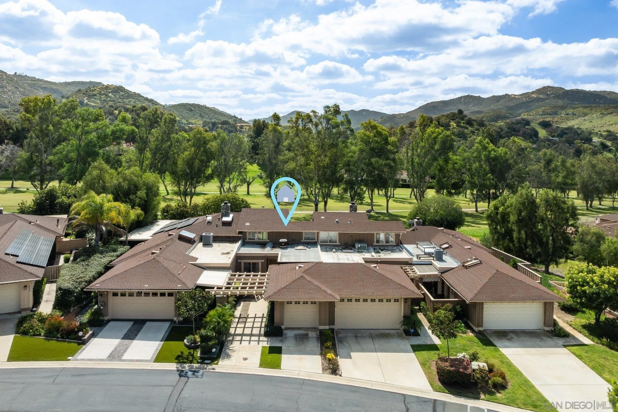 8647 Circle R Valley