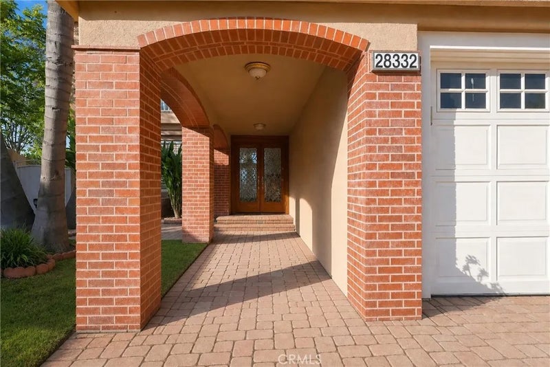 28332 Quiet Hill