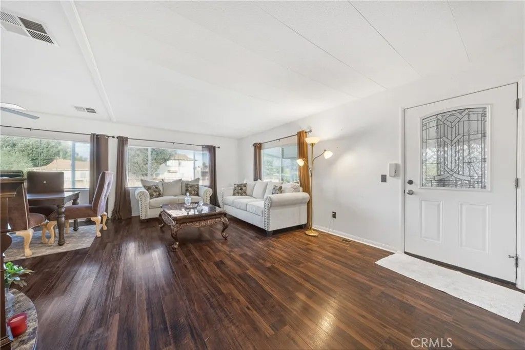 Photo of 1525 W Oakland Ave #24, Hemet, CA 92543 (MLS # SW26082614)