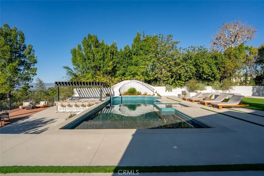 4017 Nogales