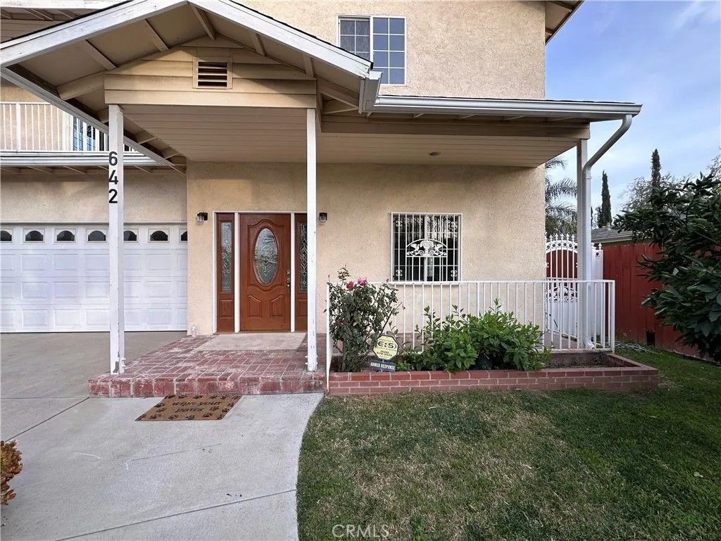 Photo of 642 N 6th Ave, Upland, CA 91786 (MLS # GD25280727)