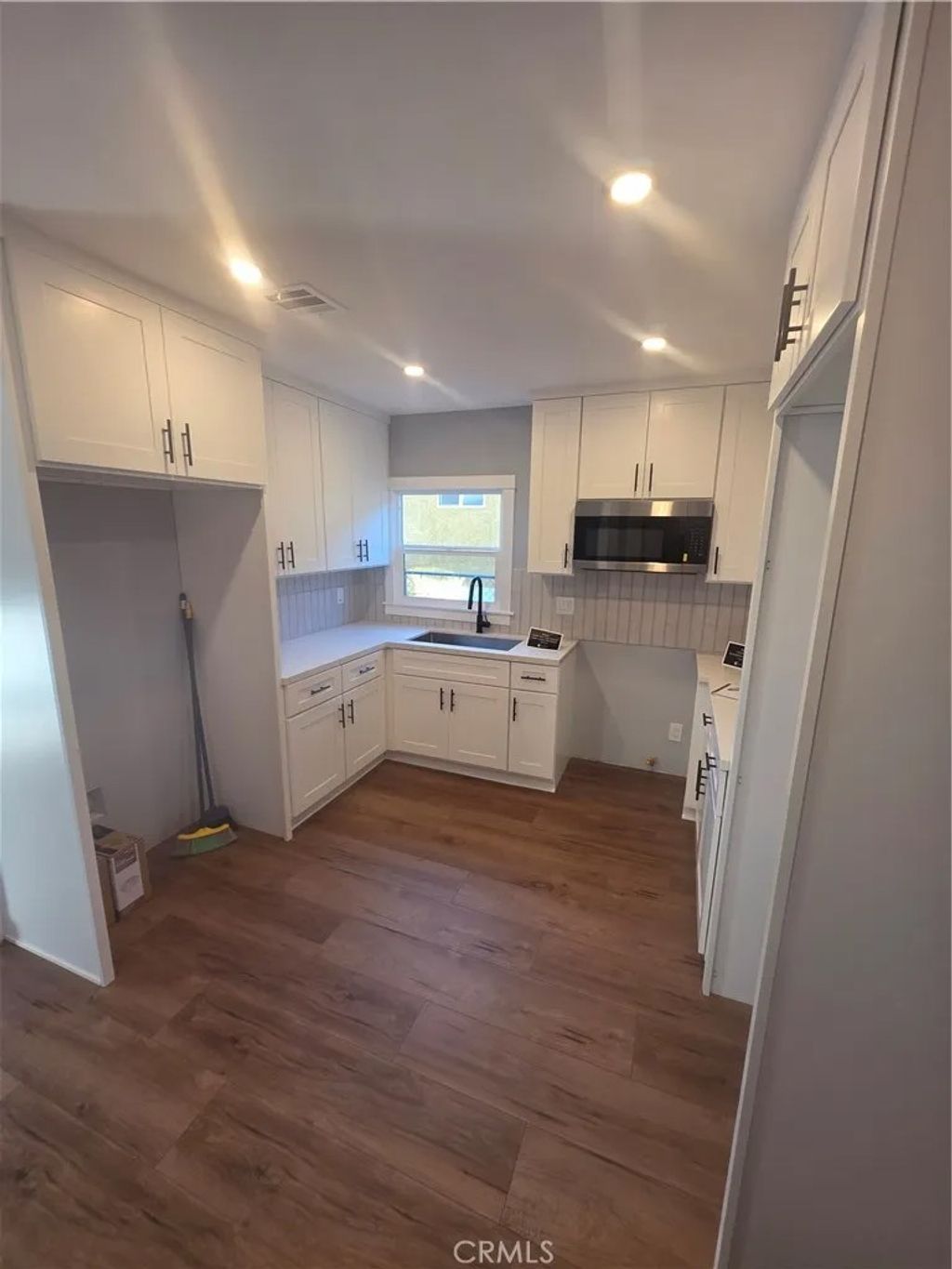 Photo of 401 E 61st St, Los Angeles, CA 90003 (MLS # PW25280916)