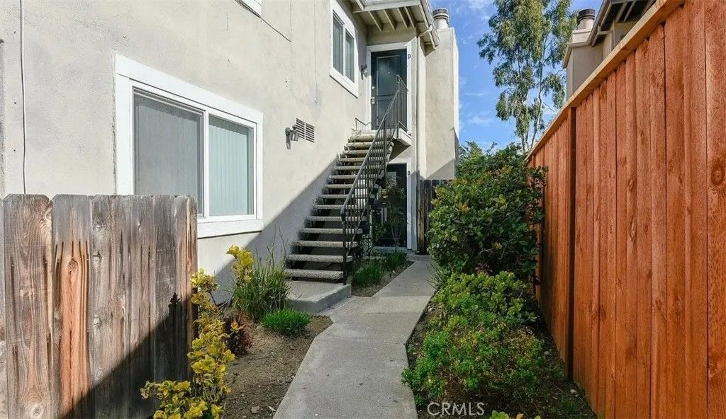 Photo of 33352 Cheltam Way, Dana Point, CA 92629 (MLS # OC25251526)