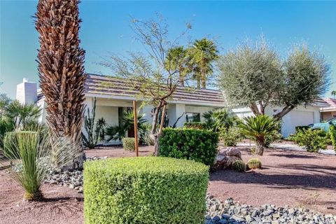 Tiny photo for 76095 Osage Trl, Indian Wells, CA 92210 (MLS # RS25239586)