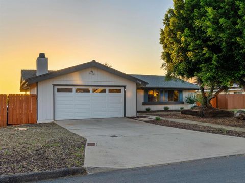 Tiny photo for 15674 Cathedral Way, Ramona, CA 92065 (MLS # 260007040)