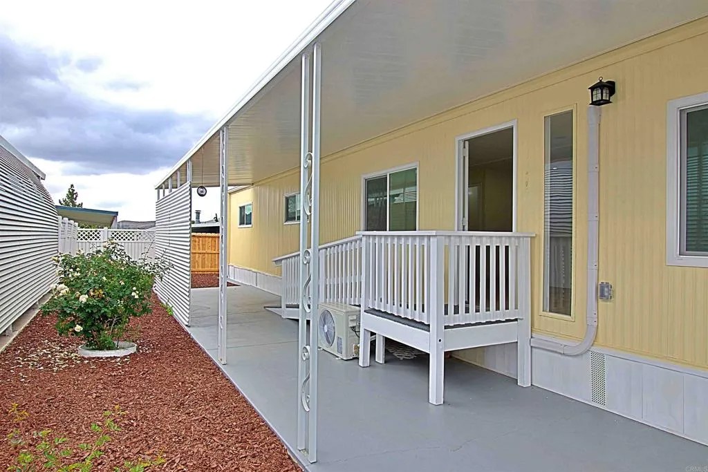 8301 Mission Gorge 263