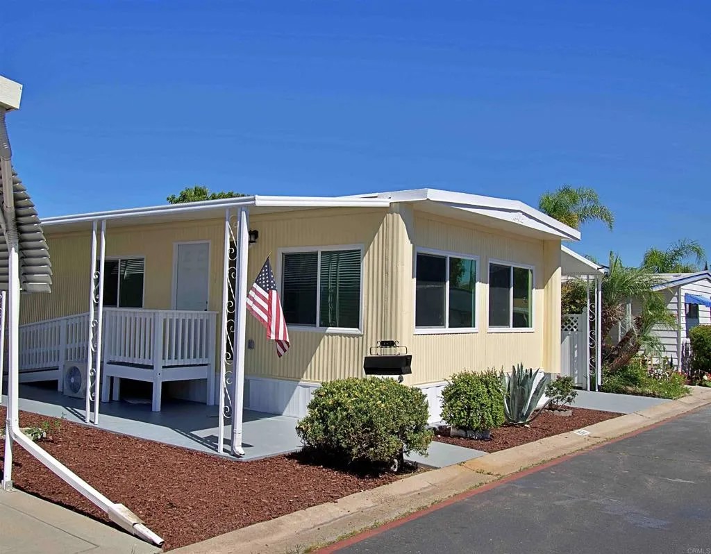 8301 Mission Gorge 263