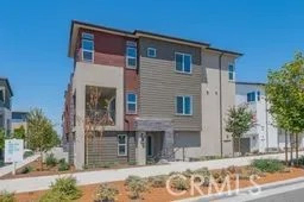 Photo of 281 Lynx, Irvine, CA 92618 (MLS # OC26050408)