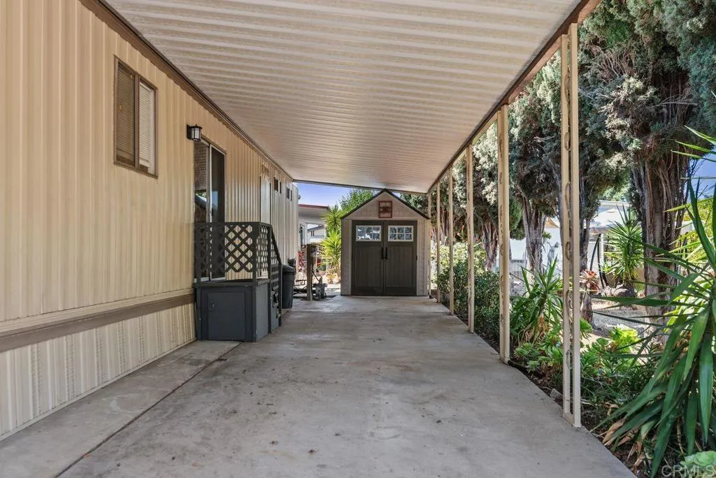 2300 E Valley 235