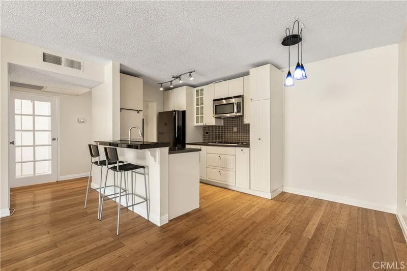 421 S La Fayette Park 406