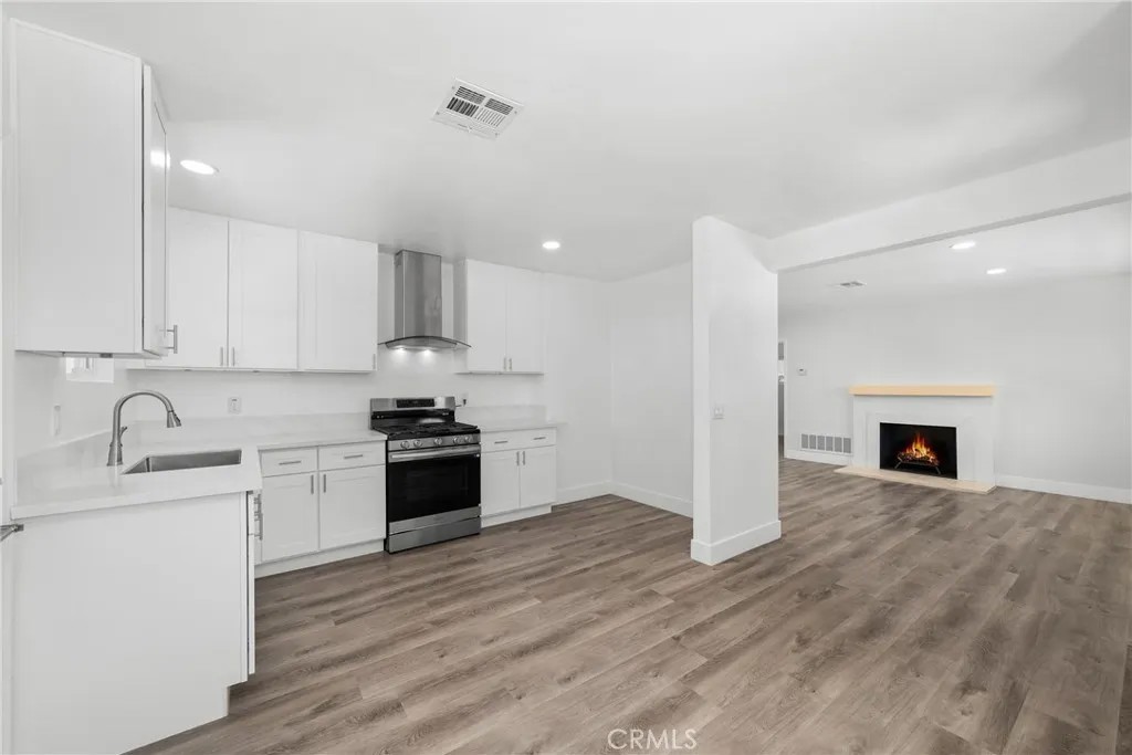 27328 Norwood Street