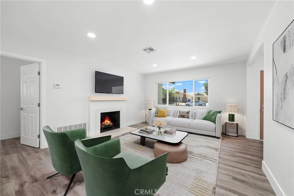 27328 Norwood Street