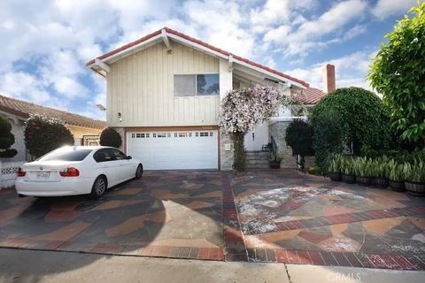 Photo of 5302 Clark Circle, Westminster, CA 92683 (MLS # OC25232998)
