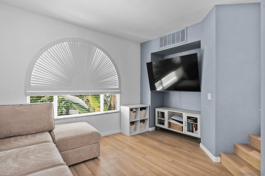 Photo of 7715 El Cajon Blvd #10, La Mesa, CA 91942 (MLS # 260018184)