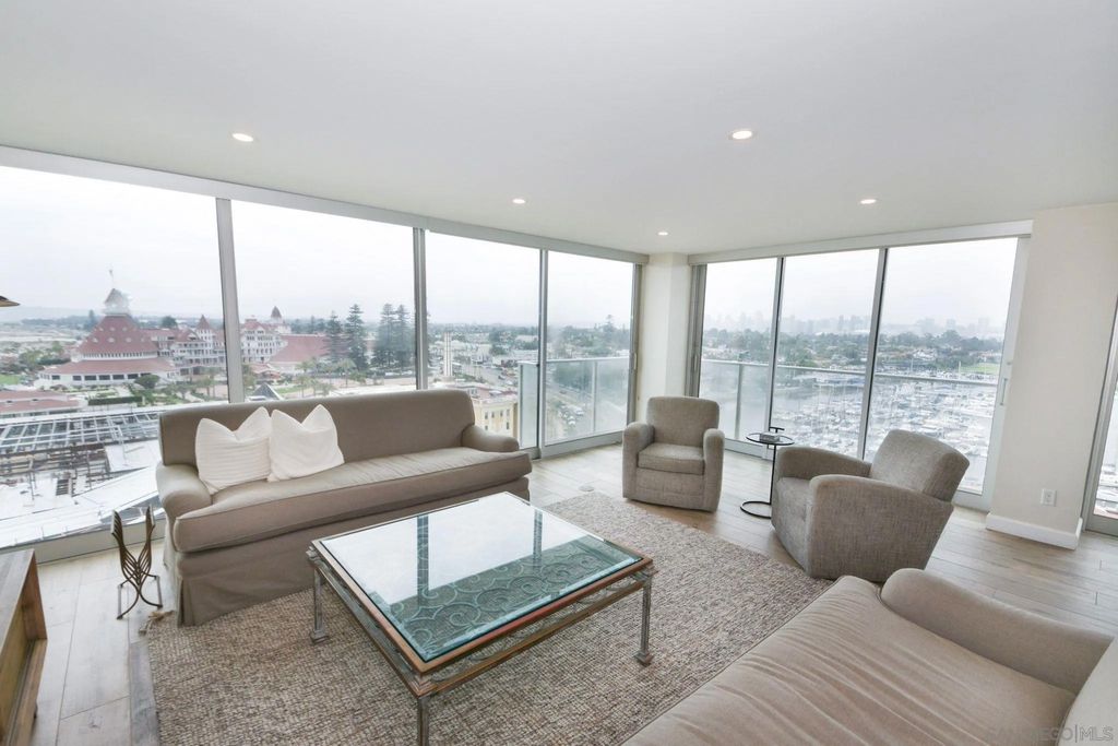 Photo of 1710 Avenida Del Mundo #1008, Coronado, CA 92118 (MLS # 250031702)