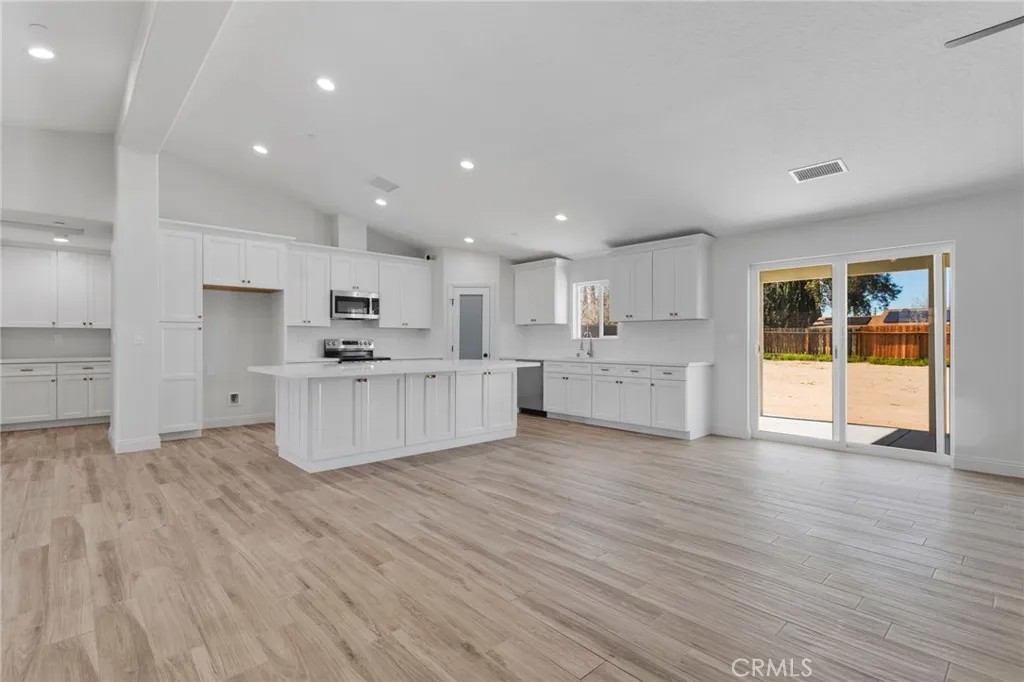 9432 Wasco