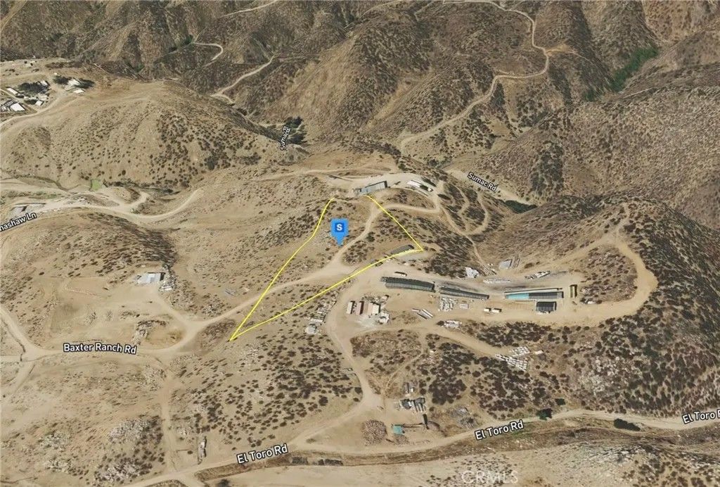 Photo of 24800 Baxter Ranch, Lake Elsinore, CA 92532 (MLS # AR26033229)