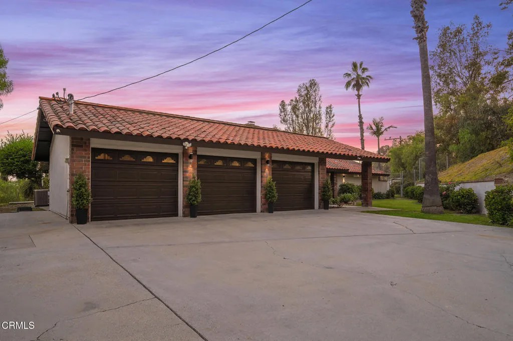 1509 Le Flore Drive